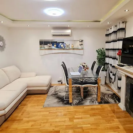 Markovski Apartman Porec