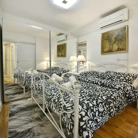 Markovski Apartman Porec